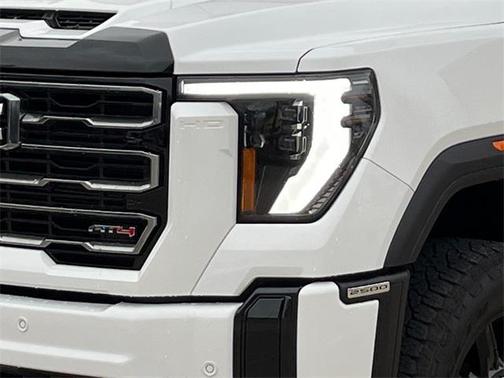 2025 GMC Sierra 2500 AT4
