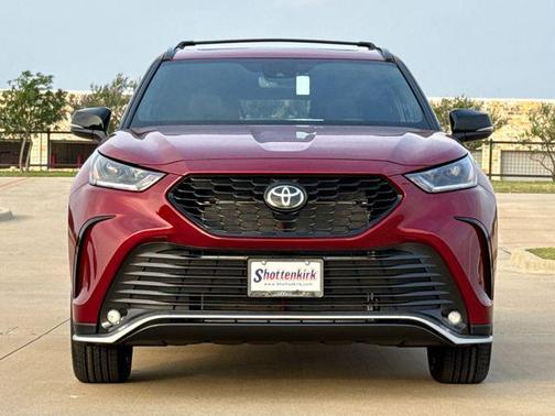 Ruby Flare Pearl 2026 Toyota Highlander XSE