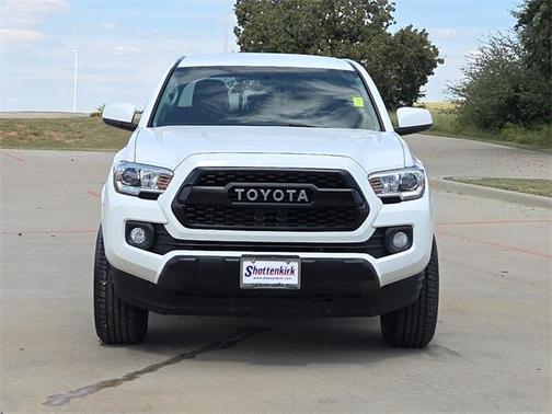2016 Toyota Tacoma SR5