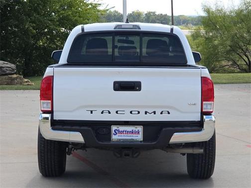 2016 Toyota Tacoma SR5