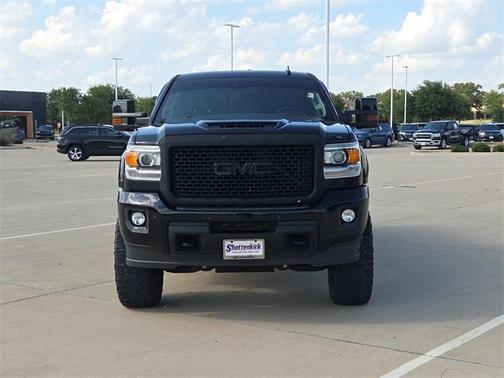 2017 GMC Sierra 2500 Denali