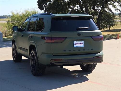 2024 Toyota Sequoia Platinum