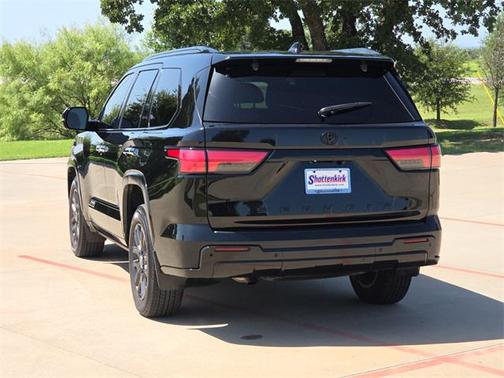 2024 Toyota Sequoia Platinum
