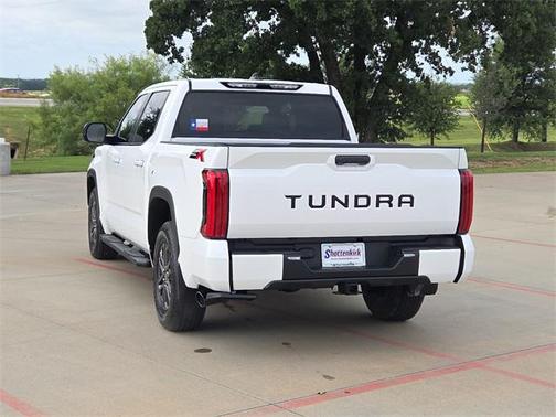 2025 Toyota Tundra SR5