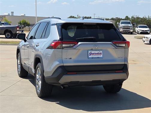 2020 Toyota RAV4 Limited