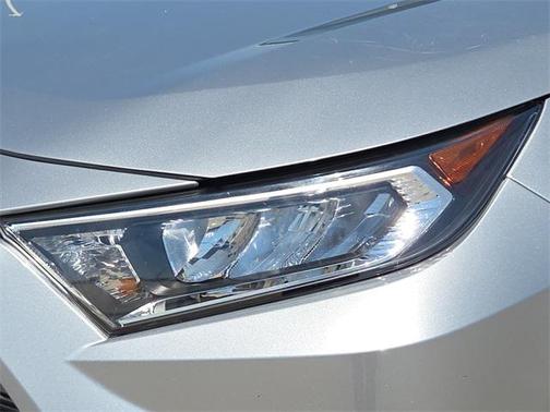 2020 Toyota RAV4 Limited