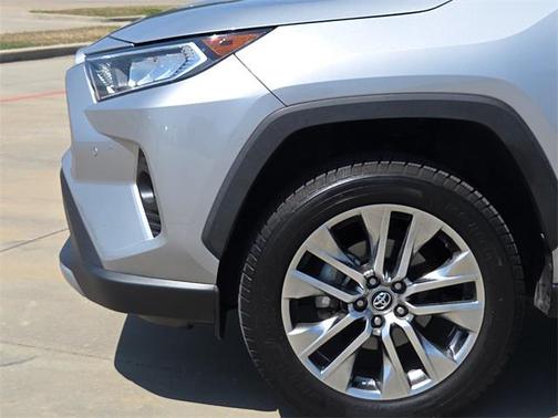 2020 Toyota RAV4 Limited