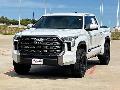 2024 Toyota Tundra Platinum