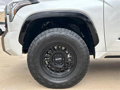 2024 Toyota Tundra Platinum