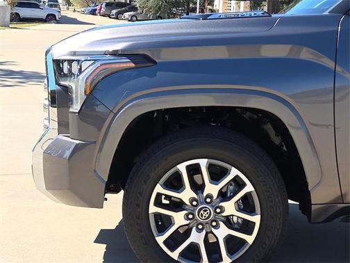2024 Toyota Tundra Hybrid 1794 Edition