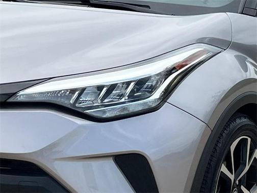 2020 Toyota C-HR XLE
