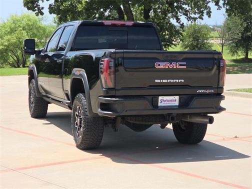 2024 GMC Sierra 2500 AT4
