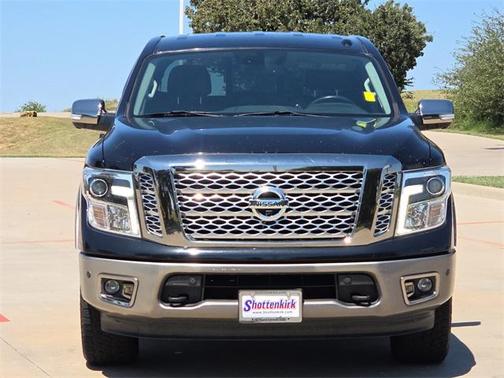 2018 Nissan Titan Platinum Reserve