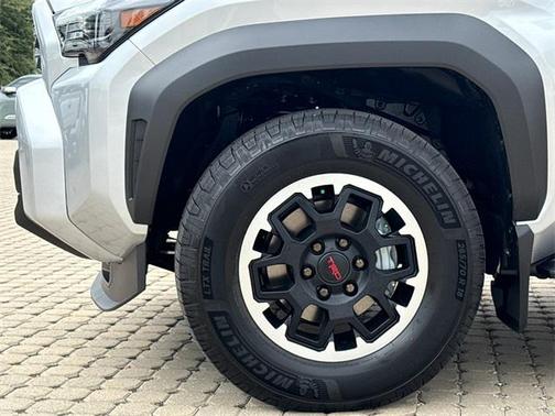 2025 Toyota 4Runner TRD Off Road