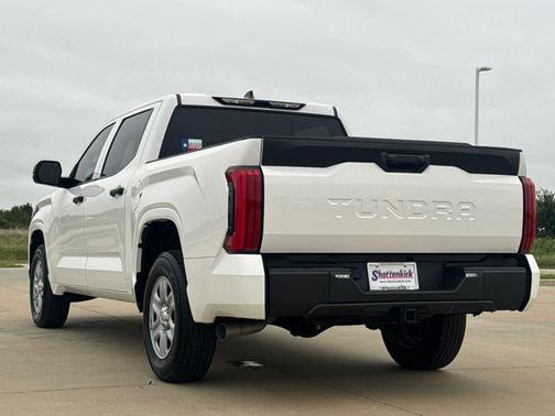 Ice 2024 Toyota Tundra SR
