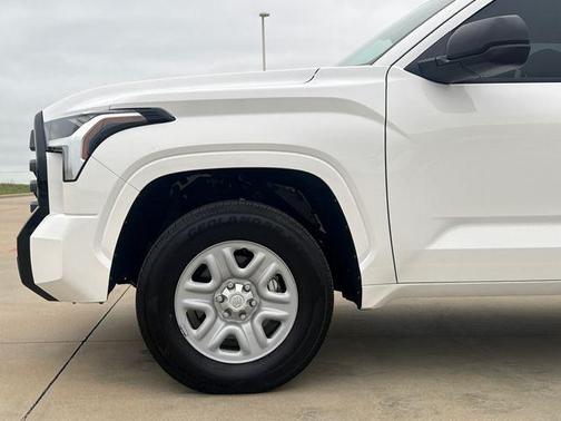 Ice 2024 Toyota Tundra SR
