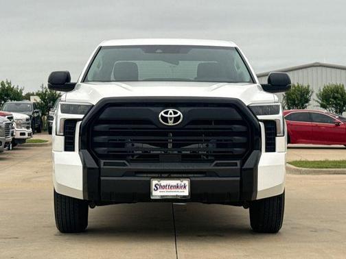 Ice 2024 Toyota Tundra SR