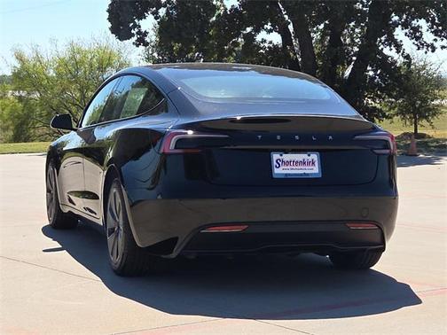 2025 Tesla Model 3 Long Range