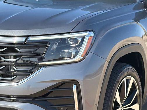 2025 Volkswagen Atlas 2.0T SEL Premium R-Line 4MOTION