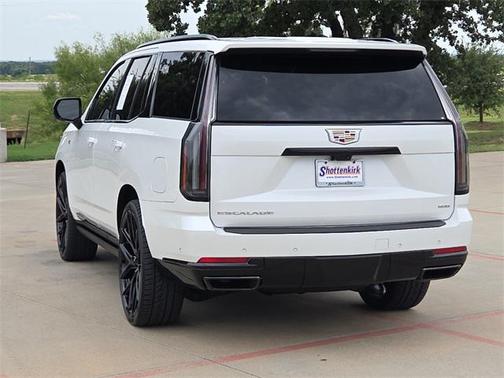 2025 Cadillac Escalade Sport Platinum