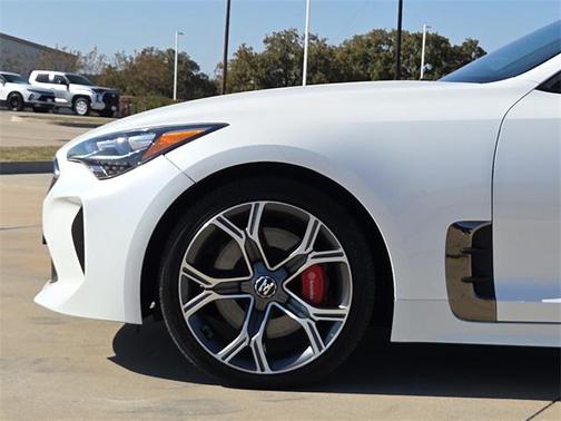 2020 Kia Stinger GT2