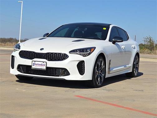 2020 Kia Stinger GT2