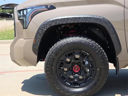 2025 Toyota Tundra Hybrid TRD Pro