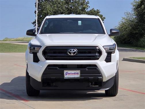 2025 Toyota Tacoma SR
