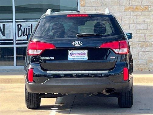 2015 Kia Sorento LX