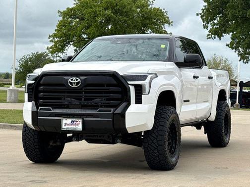 2024 Toyota Tundra SR