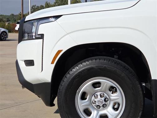 2024 Nissan Frontier S