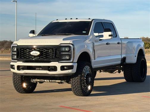 2024 Ford F-350 Lariat