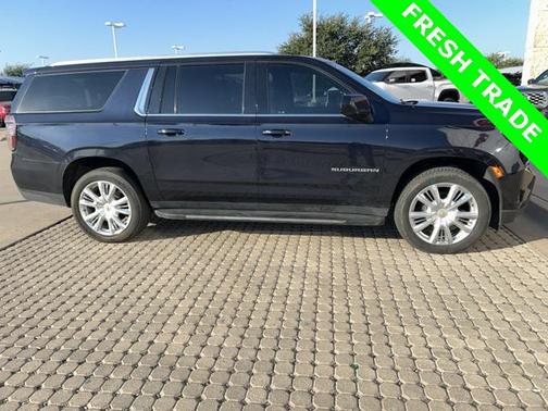 2022 Chevrolet Suburban LT