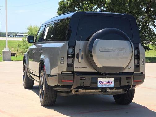 2023 Land Rover Defender 130 X