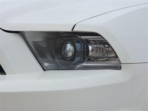 2011 Ford Shelby GT500 Base