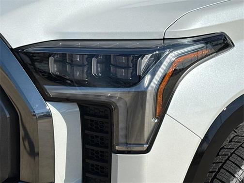 2026 Toyota Tundra Hybrid Platinum