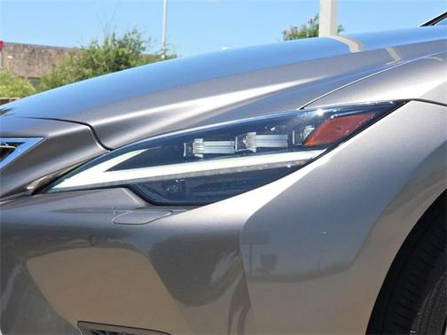 2022 Lexus LS 500 Base