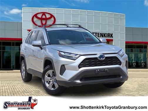 2024 Toyota RAV4 Hybrid XLE