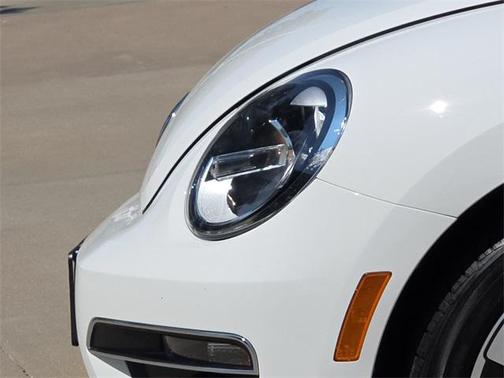 2014 Volkswagen Beetle DSG 2.0T R-Line