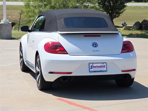 2014 Volkswagen Beetle DSG 2.0T R-Line