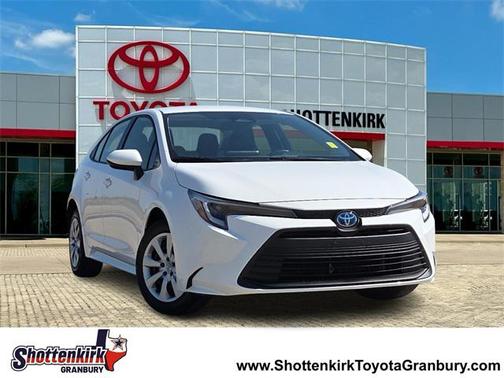 2025 Toyota Corolla Hybrid LE