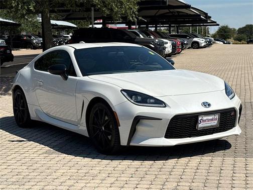 2024 Toyota GR86 Premium