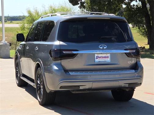 2019 INFINITI QX80 Luxe