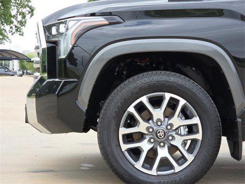 2025 Toyota Tundra Hybrid 1794 Edition