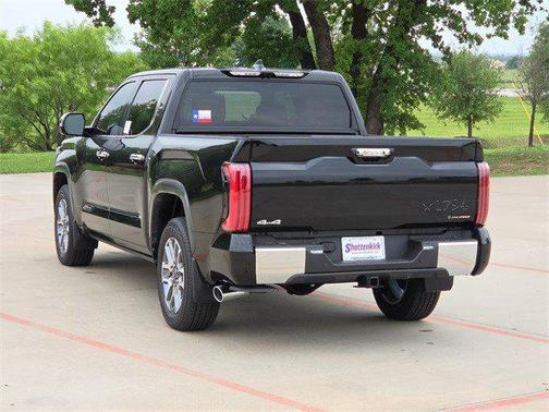 2025 Toyota Tundra Hybrid 1794 Edition