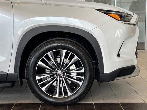 2025 Toyota Grand Highlander Hybrid Limited MAX