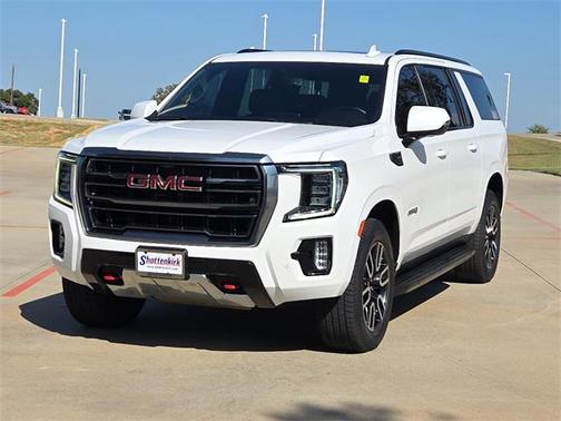 2022 GMC Yukon XL 4WD AT4