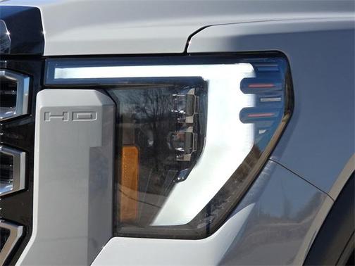 2024 GMC Sierra 2500 AT4