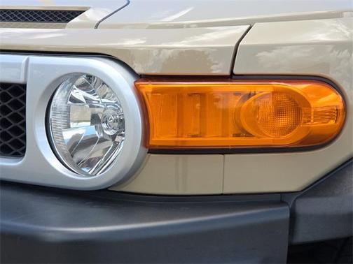 2014 Toyota FJ Cruiser Base