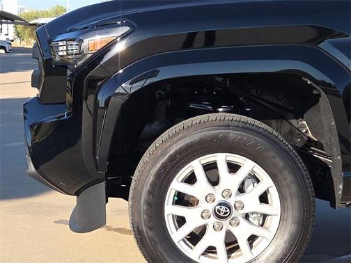 2025 Toyota Tacoma SR